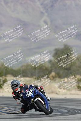 media/Jan-09-2026-Support Moto Racing (Fri) [[386df380ef]]/1-Racer Group/Practice 1 (Turn 5)/
